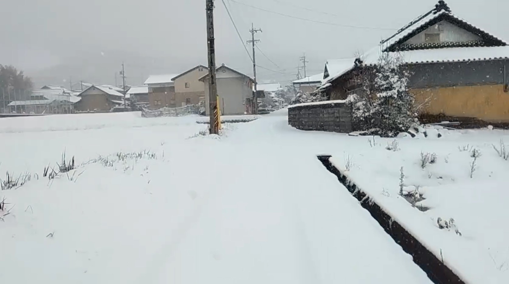 三重県のいなべ市で最大12センチの積雪　11日は北部で5センチの雪が降る見込み