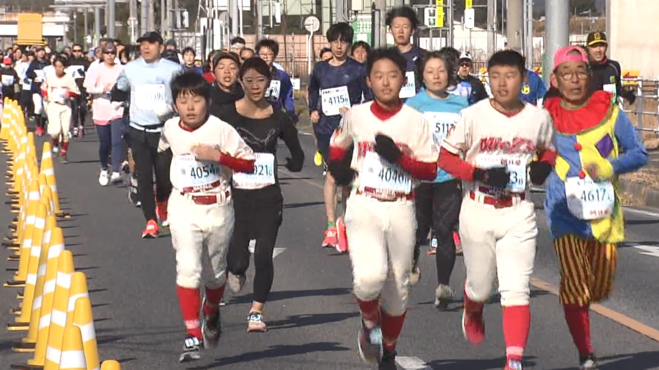 「風が強かったが楽しく走ることができた」　冬の恒例・津シティマラソンに三重県内外から約3500人が汗